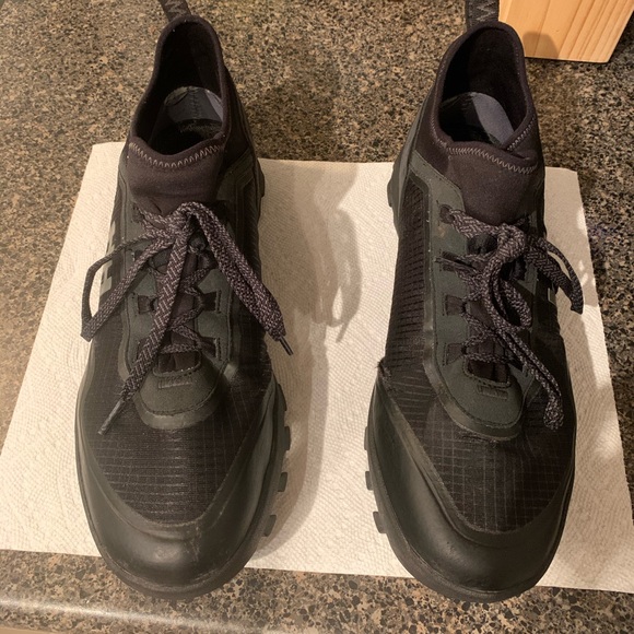 Hiking Shoes - Picture 2 of 14